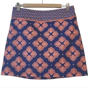 Vineyard Vines | Women's Mixed Print Mini Skirt (Size 2)